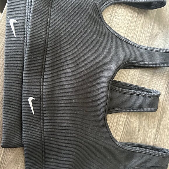 2-Nike NWOT Alate All U Light-Support Lightly Lined RibbedSports Bra Black NWOT - Picture 7 of 7